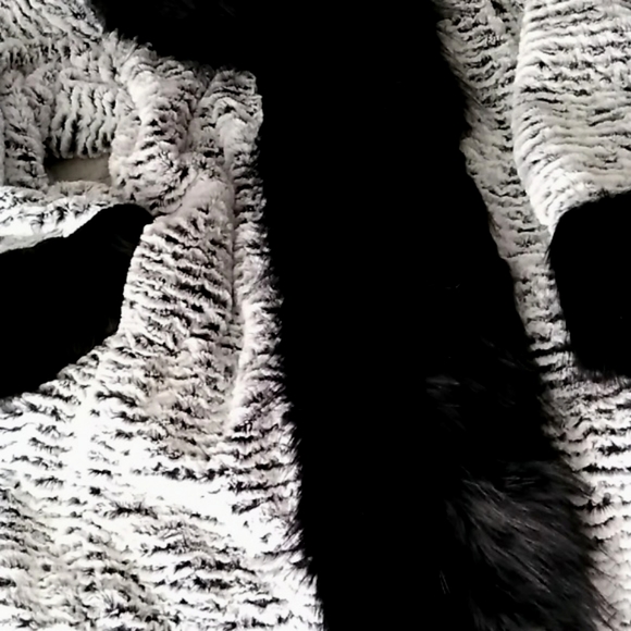 🔹️Adrienne Landau - Picture 9 of 10